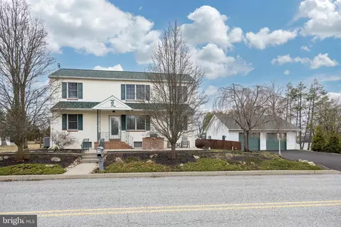 457 Fruit Farm Rd, Royersford, PA 19468