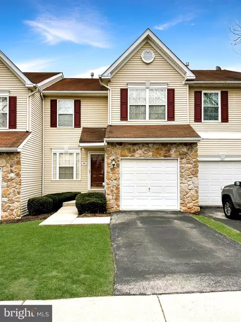 981 Katie Cir, Royersford, PA 19468