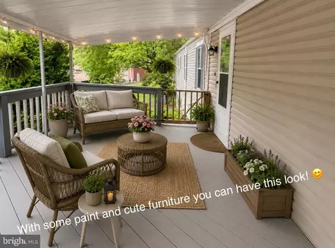 910 Lakeview Dr, Green Lane, PA 18054
