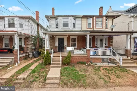 1009 Queen St, Pottstown, PA 19464