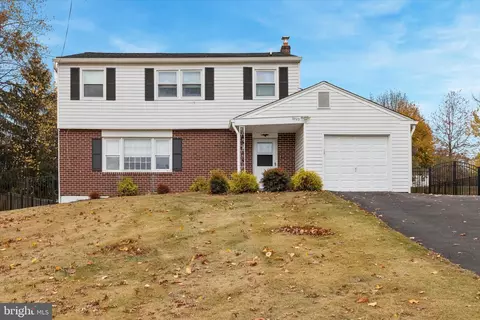 3023 Eisenhower Rd, Norristown, PA 19403