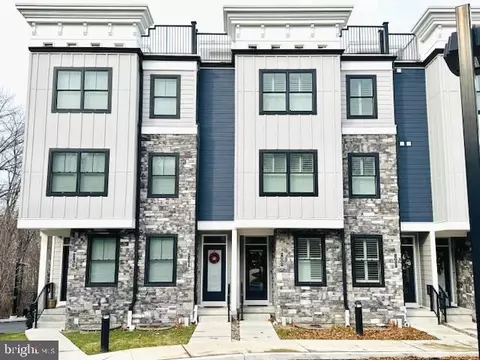 2001 Hyview Ter, Fort Washington, PA 19034