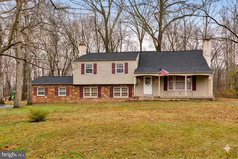 104 Woodland Dr, Lansdale, PA 19446