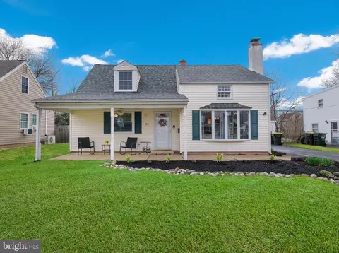 437 Newton Rd, Hatboro, PA 19040