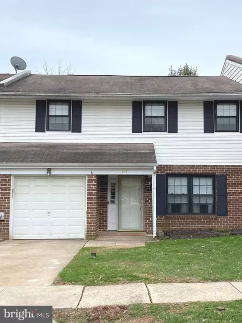 334 Laurel Dr, Collegeville, PA 19426