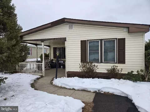 341 Woodstream Way, North Wales, PA 19454