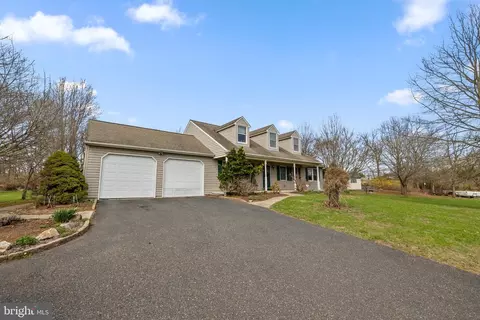 2645 W Buck Rd, East Greenville, PA 18041