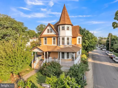 200 Sabine Ave, Narberth, PA 19072