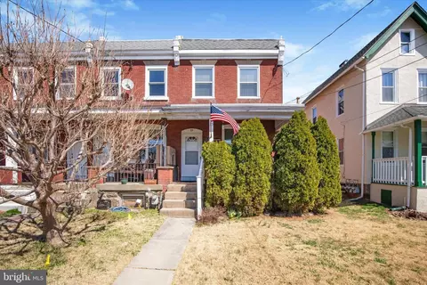 35 N Ridge Ave, Ambler, PA 19002