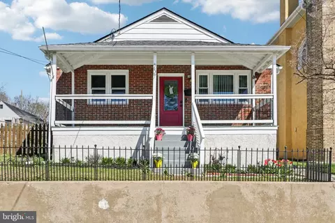 207 Amelia St, Mont Clare, PA 19453