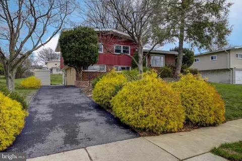 108 Boulder Rd, Plymouth Meeting, PA 19462