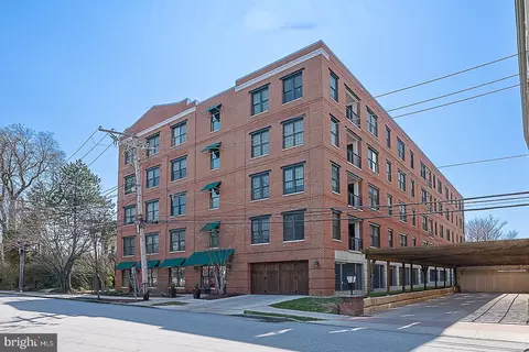 120 Sibley Ave #203, Ardmore, PA 19003