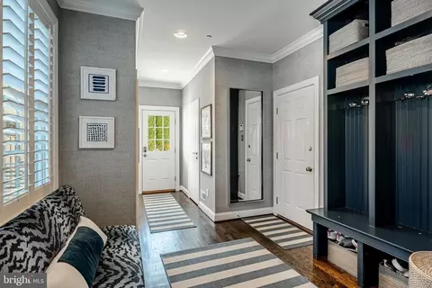 Entry Way - 1053 Whitegate Rd, Wayne, PA 19087 photo 2 of 2