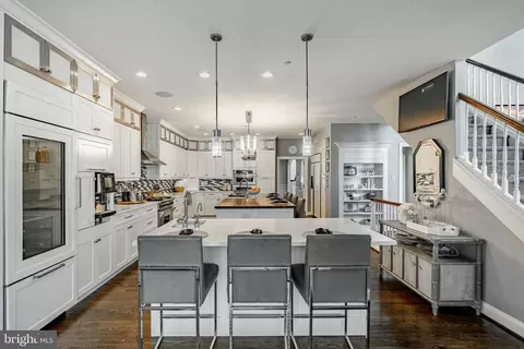 Kitchen - 1053 Whitegate Rd, Wayne, PA 19087 photo 2 of 2