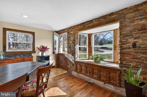 Entry Way - 720 Hobbs Rd, Wayne, PA 19087 photo 3 of 7