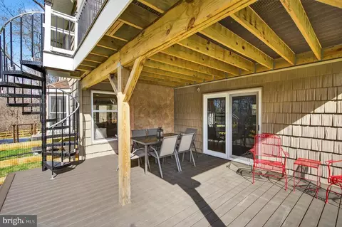 Exterior - 720 Hobbs Rd, Wayne, PA 19087 photo 8 of 17