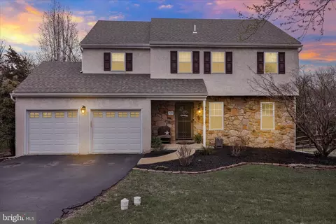 2381 Heather Ln, Pottstown, PA 19464