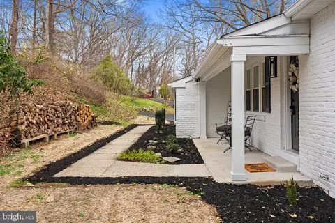Other - 971 Stevens Ln, Wayne, PA 19087 photo 2 of 16