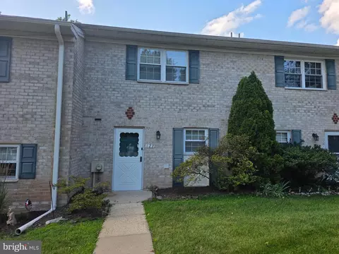 127 Hampstead Dr #127, Ambler, PA 19002