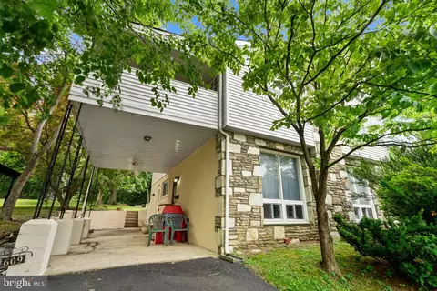 609 Foster Rd, Cheltenham, PA 19012