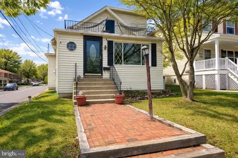 202 N Washington St, Telford, PA 18969