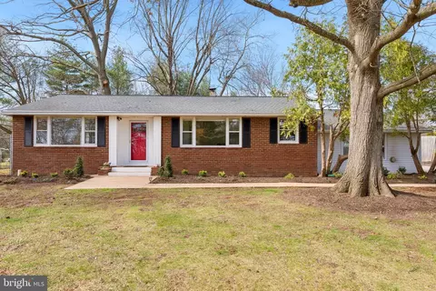 314 Midfield Dr, Ambler, PA 19002