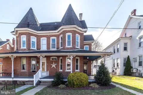 118 E 6th St, Red Hill, PA 18076