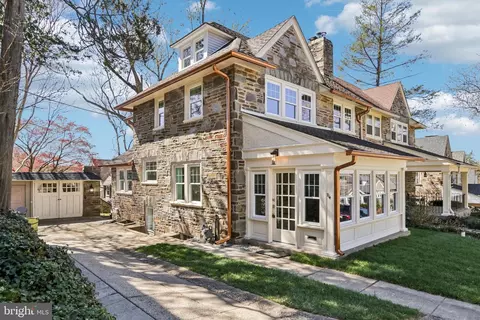 714 Stradone Rd #bala, Bala Cynwyd, PA 19004