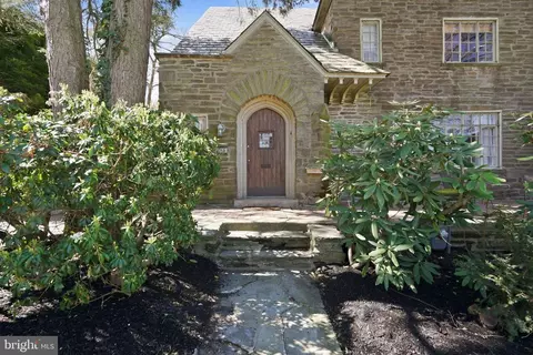 408 Upland Rd, Elkins Park, PA 19027
