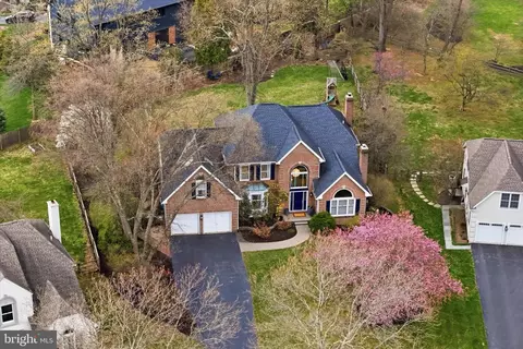 View/Area - 352 Sentry Ln, Wayne, PA 19087 photo 1 of 2