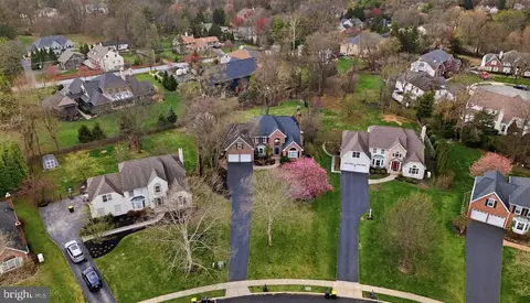 View/Area - 352 Sentry Ln, Wayne, PA 19087 photo 2 of 2