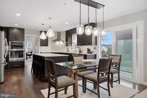 Dining - 352 Sentry Ln, Wayne, PA 19087 photo 2 of 2