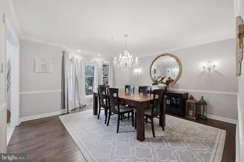 Dining - 352 Sentry Ln, Wayne, PA 19087 photo 1 of 2