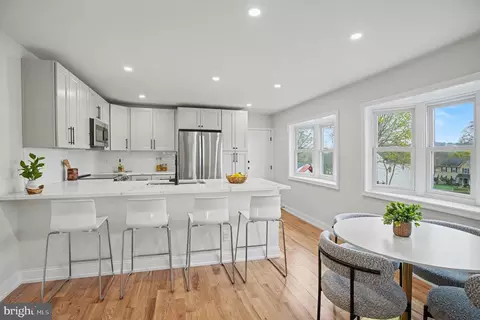 280 Summit Ave, Conshohocken, PA 19428