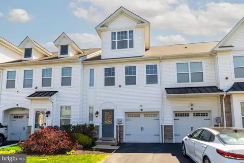303 Ross Ct, Wyncote, PA 19095