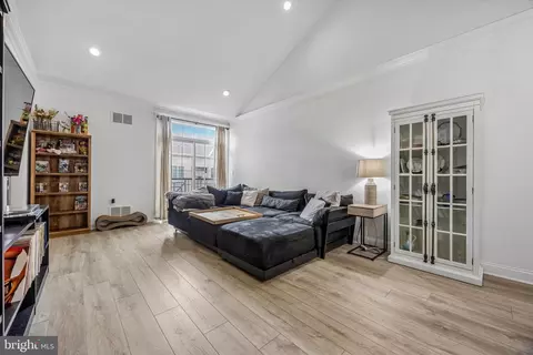 200 W Elm St #1428, Conshohocken, PA 19428