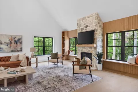 Living - 828 Summit Rd, Penn Valley, PA 19072 photo 1 of 4