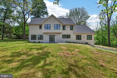 Exterior - 828 Summit Rd, Penn Valley, PA 19072 photo 4 of 4