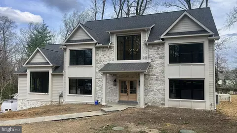 828 Summit Rd, Penn Valley, PA 19072