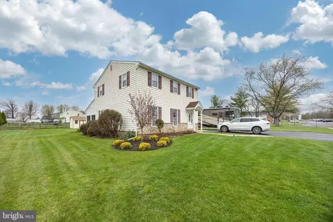 1070 Snyder Rd, Lansdale, PA 19446