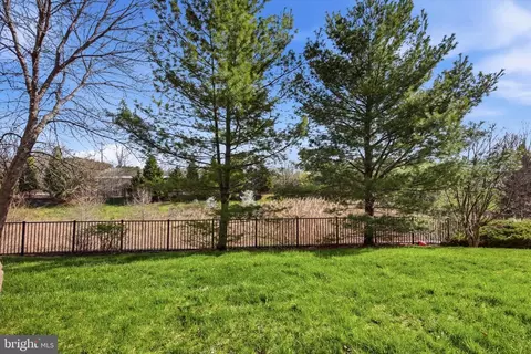 6101 Lilac Ct, Lansdale, PA 19446