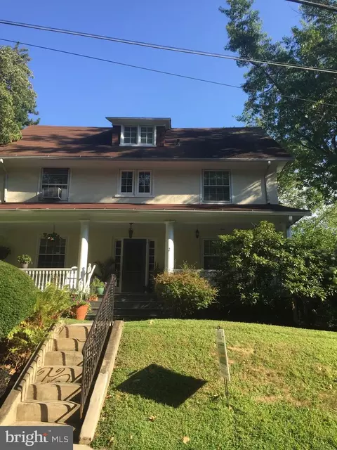 2 Chestnut Ave, Narberth, PA 19072