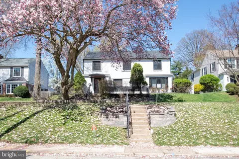 8226 Forrest Ave, Elkins Park, PA 19027