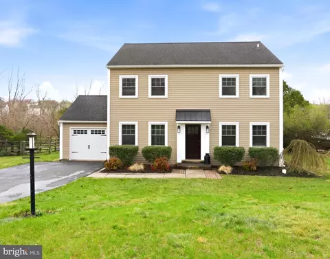 2306 Cassard Cir, Gilbertsville, PA 19525