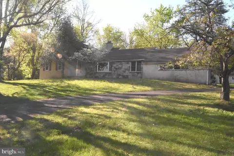 2871 Heather Dr, Harleysville, PA 19438