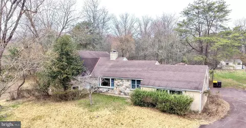 2871 Heather Dr, Harleysville, PA 19438