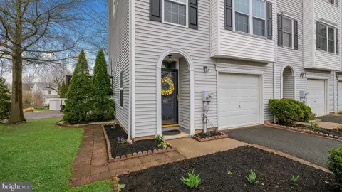 125 Catherine St #5, Telford, PA 18969
