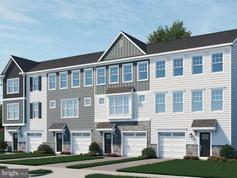 306 E Sawyer Ct, Royersford, PA 19468