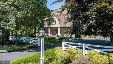 1633 Grasshopper Ln, Gwynedd, PA 19002