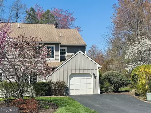 290 Tulip Tree Ct, Blue Bell, PA 19422